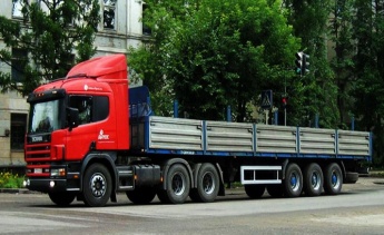 Тип автотранспорту Вантажопідйомність (тн) Габаритні розміри кузова (м) перевозиться обсяг (м